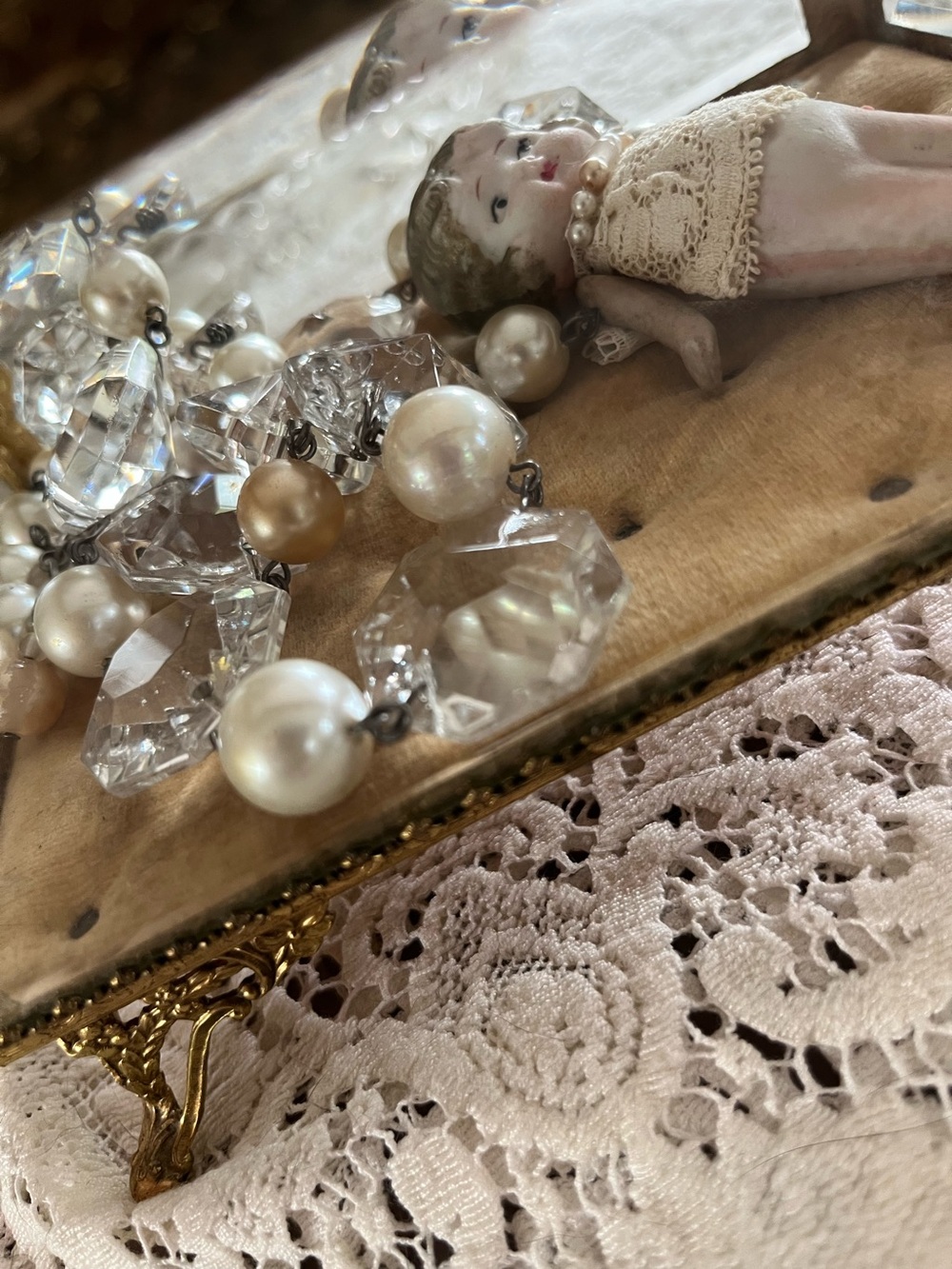 NECKLACE VINTAGE DOLL chandelier crystals Handcrafted wear or use as decor - Picture 12 of 16